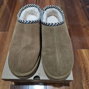 BearPaw Men's Tan Suede Slip-On Slippers
